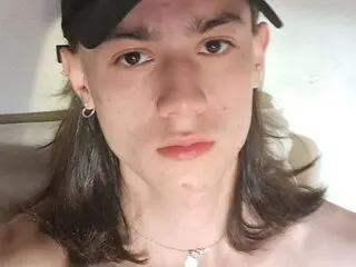 AndresBravo camshow pictures
