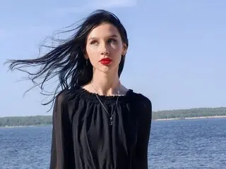 GiaDarling cam camshow