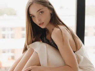 MilaVale videos livejasmin