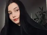 TeneshaLaton shows jasmine